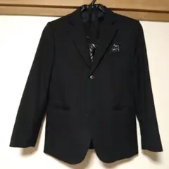 キッズ フォーマルスーツ　ネクタイ付き