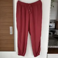 ユニクロ　サテンドレープジョガーパンツ　ＸＬ