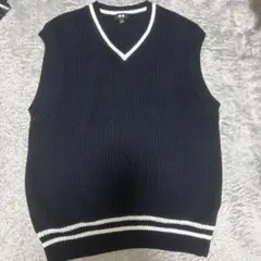 UNIQLO ネイビー Vネック ベスト M