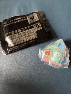 サンリオキャラクターズ パッケージチャーム＆チョコボーロ ハンギョドン