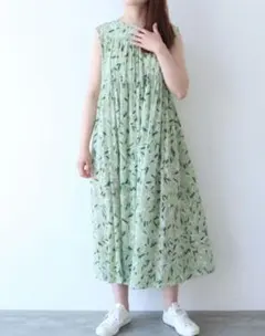 yuni ボタニカル　ペプラム ワンピースのサムネイル