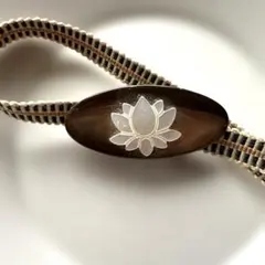 茶蝶貝の帯留　蓮の花　三分紐つき