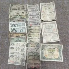 韓国旧紙幣、500ウォン19枚、 100ウォン30枚になります、 - メルカリ