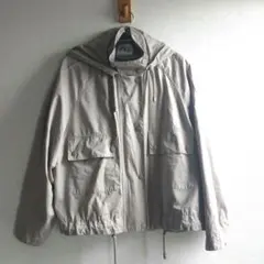 ZARA ポケット付きパーカーのサムネイル