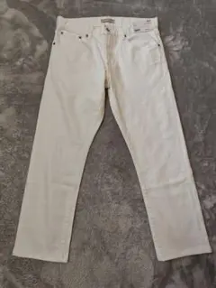 未使用タグ付き！ユニクロ セルビッジ スリムフィット ストレートジーンズ 31