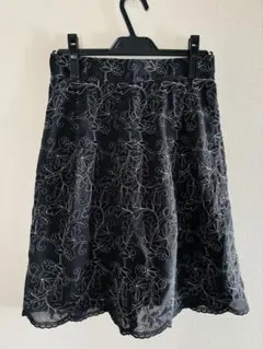 sunayna フレアスカート ブラック 刺繍 38のサムネイル