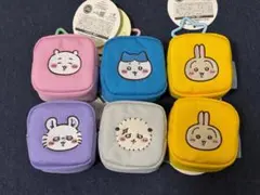 【新品6個】ちいかわ カラビナつき刺繍スクエア ポーチ