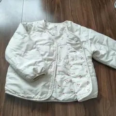 リバーシブル 中綿 キルティング　アウター　チェリー柄　120 　オフホワイト