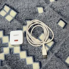 Aukey USB-C充電器とケーブルセット