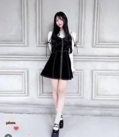 pium ベルトストライプワンピース ブラック - メルカリ