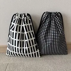ハンドメイド⭐︎北欧風格子柄チェック柄28×23巾着袋２枚セットブラック