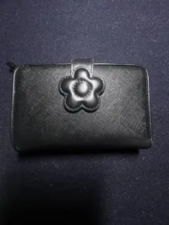 MARY QUANT 二つ折り財布 ブラック デイジー
