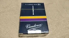 Item thumbnail for item 3f7d76d4-98d9-40f3-9d02-e07438e80ed9