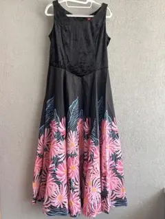 【Mermaid Line】フラダンス 衣装 ドレス 黒 ピンク