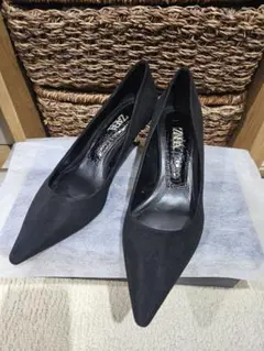 ZARA ブラック スエード ポインテッドトゥ パンプス 37