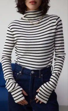 AZUL　サムホールリブハイネックトップス 　　　FREEサイズ