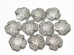 ステンレス　四つ葉モチーフ　透かし　チャーム　パーツ　１０個セット　ピアス等に