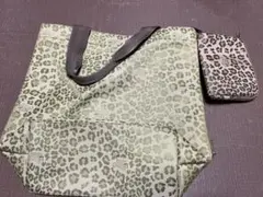 KRIZIA トートバッグ ポーチ付き レオパード柄のサムネイル