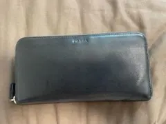 PRADA ブラック レザー 長財布