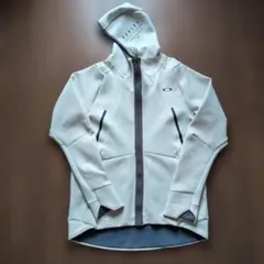 Item thumbnail for item 168edd61-24e6-412b-8926-8a33fecd7dd5