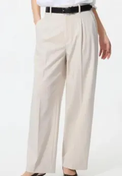 UNIQLO【ユニクロ】タックワイドパンツ ナチュラル Mサイズ