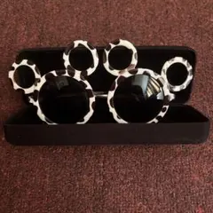 ディズニー 白黒 虎柄 牛柄ラウンドサングラス ケース付き