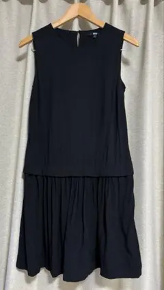 【美品】UNIQLO ノースリーブ ブラック 切替えワンピース M