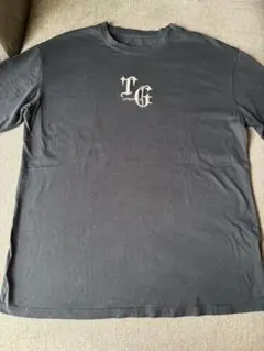 ノンブランド Tシャツ 胸元に刺繍あり サイズ　S カラー黒