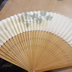 松の葉模様の竹製扇子