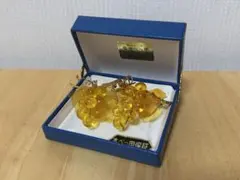 菊地べっ甲　葡萄型ブローチ　本べっ甲　アンティーク　ヴィンテージ