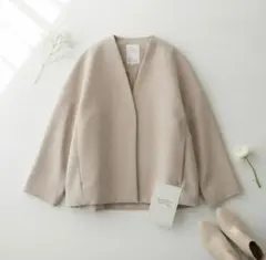 極美品 ELENDEEK フォルムショートコート ベージュ フリー