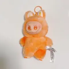 オレンジ色のウサギぬいぐるみキーチェーンキーホルダー