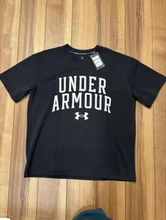 UNDER ARMOUR ルーズフィットTシャツ