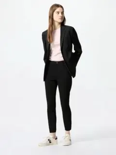 【美品】UNIQLO ウルトラストレッチクロップドレギンスパンツ