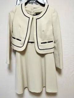 アイボリー ジャケット付きドレス