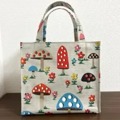 紙袋風ラミネートトートバック　ハンドメイド　キャスキッドソン