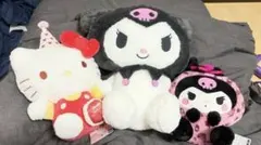 【新品未使用】クロミ20周年記念のぬいぐるみとキティのチャーム 新品未使用】クロミ20周年記念のぬいぐるみとキティのチャーム - メルカリ