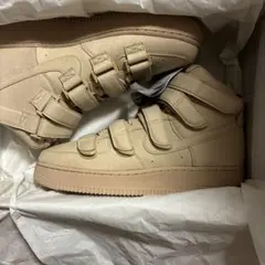 Billie Eilish × Nike Air Force 1のサムネイル