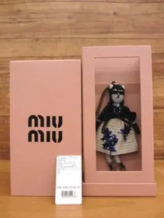miumiu キャンディ柄シルクワンピース miumiu キャンディ柄シルクワンピース - メルカリ