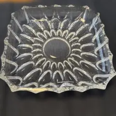 HOYAクリスタルガラスフリルエッジ皿