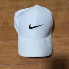 Nike DRI-FIT ホワイトキャップ M/L