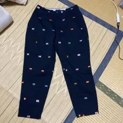 値下げ中❗️BEAMS エンブレムバギーテーパードパンツ