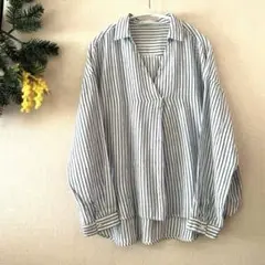 美品⭐️ikka イッカ　ストライプ 柄Vネックプルオーバーシャツ⭐️