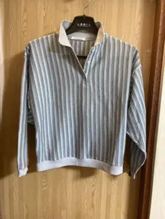 2086.ドルマンスリーブ襟付きニットシャツ☆サイズM☆難あり