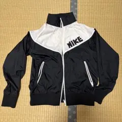 NIKE ナイロンジャケット