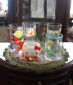 昭和レトロ・ファンタジュース・グラス・ミッキーマウス・リボンちゃん・ハローキティのサムネイル