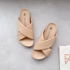 未使用　FABIO RUSCONI クロスベルトフットベッドサンダル