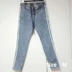 ブルーデニム　スキニーパンツ サイドストライプ　中あったか素材