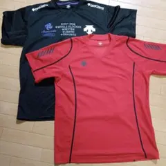 DESCENTE バレーボール Tシャツ 黒　赤　2枚で