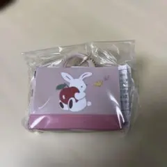 よん様専用　familiar カプセルトイ バッグチャーム　ピンク